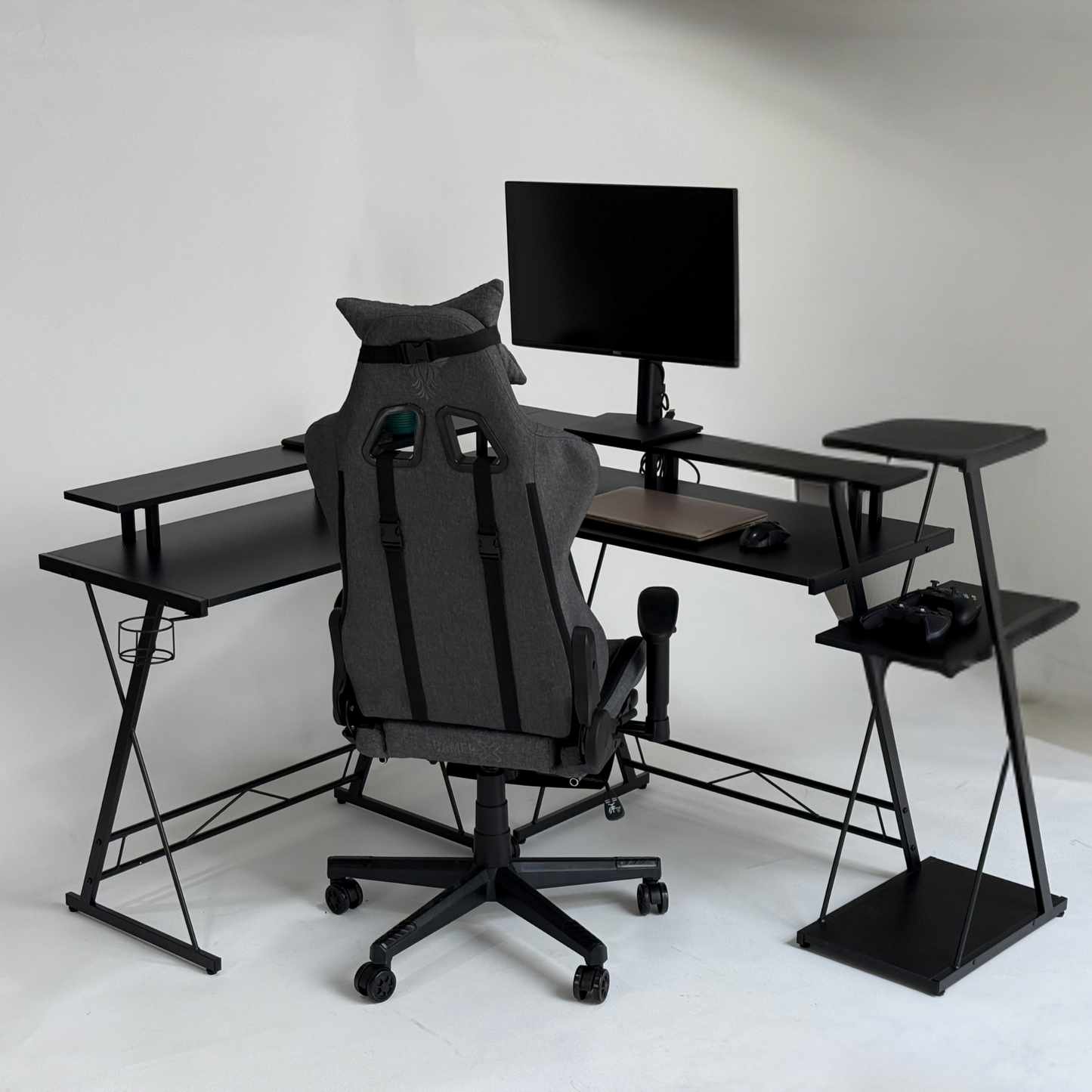 Escritorio Gamer con Repisas en L convertible en recto