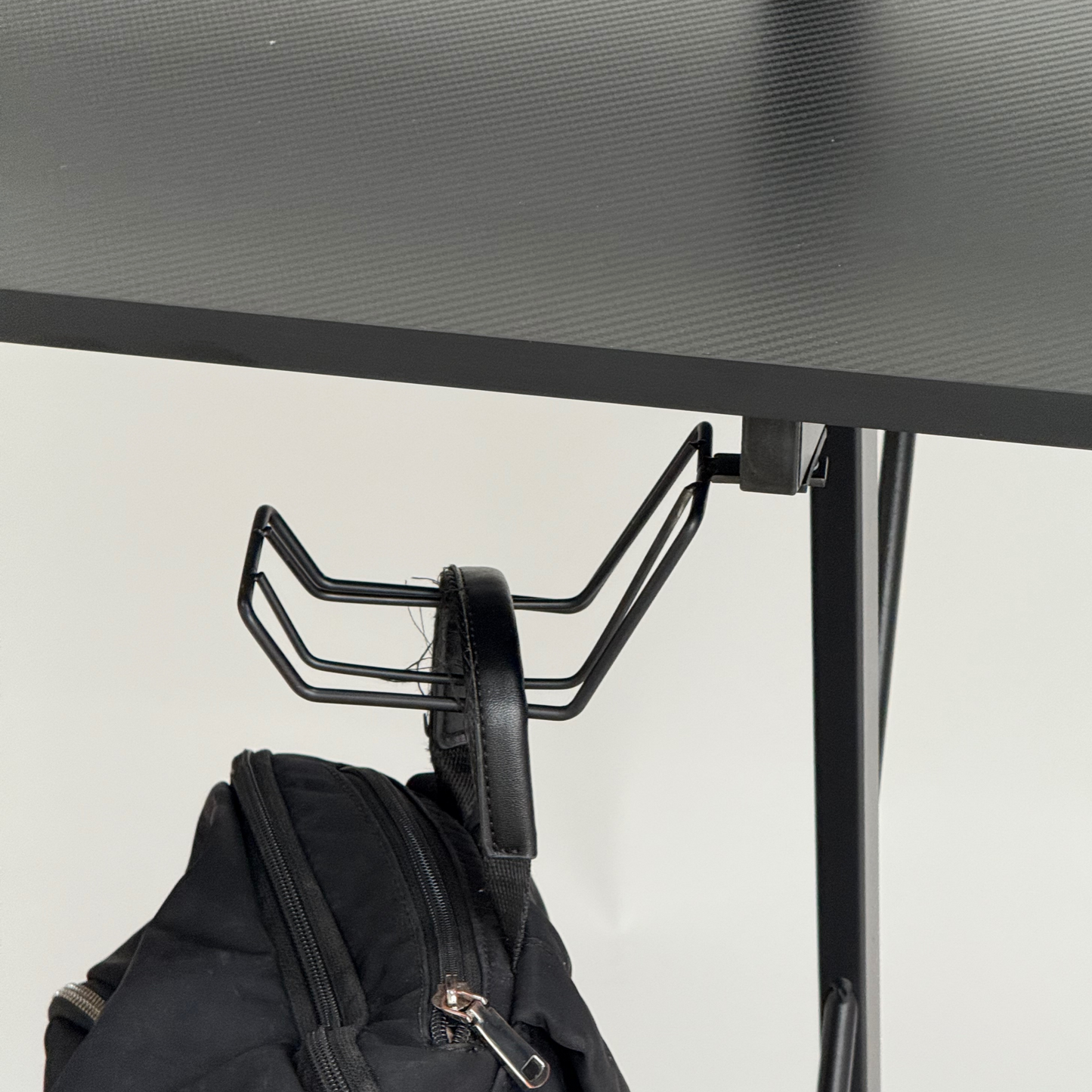 Escritorio Gamer con Repisas en L convertible en recto